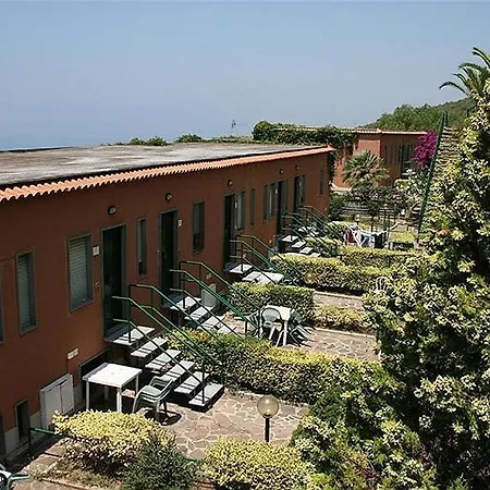 Mono Studio 2 Pax Station touristique